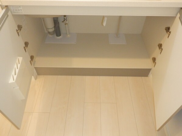 アイルプレミアム千駄木の物件内観写真